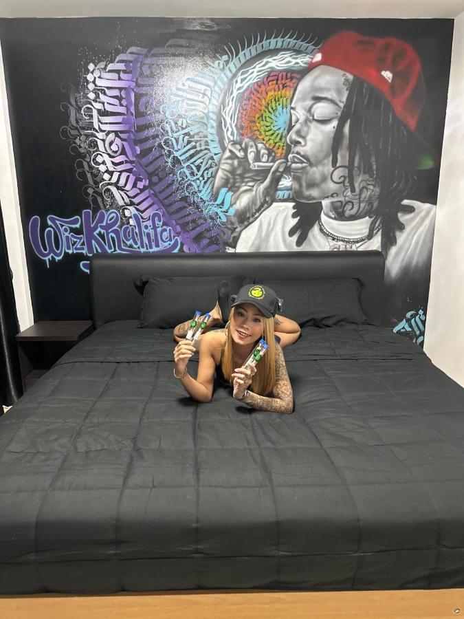 Bonkers Guesthouse 파타야 외부 사진